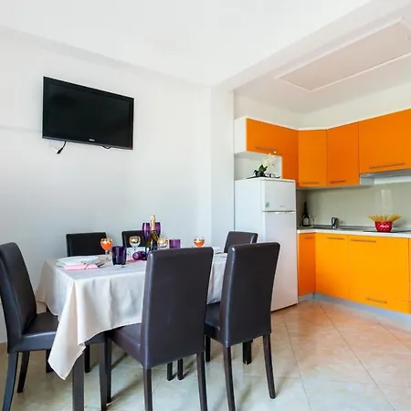 L&s Gostinjska kuća