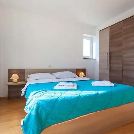 L&s Gostinjska kuća Malinska