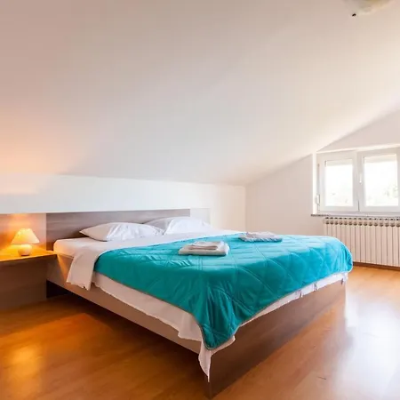 Gostinjska kuća L&s Malinska