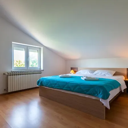 Guest house L&s Malinska