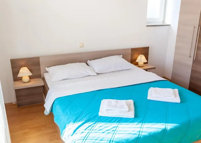 L&s 3* مالينسكا