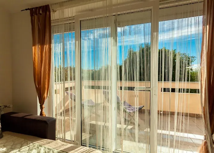 بيت ضيافة L&s مالينسكا