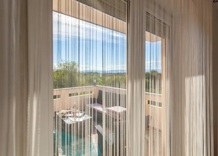 L&s مالينسكا