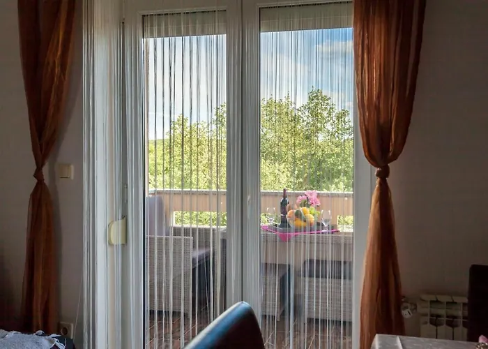 L&s مالينسكا